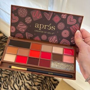 Apres Valentines Day Palette